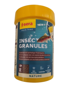 Conditionnement Granules d'insectes Sérums