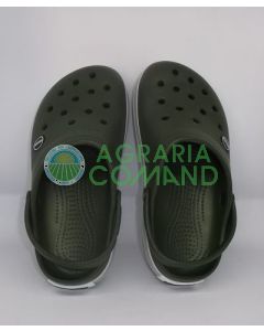 Sabots Stocker perforés vert olive taille 37